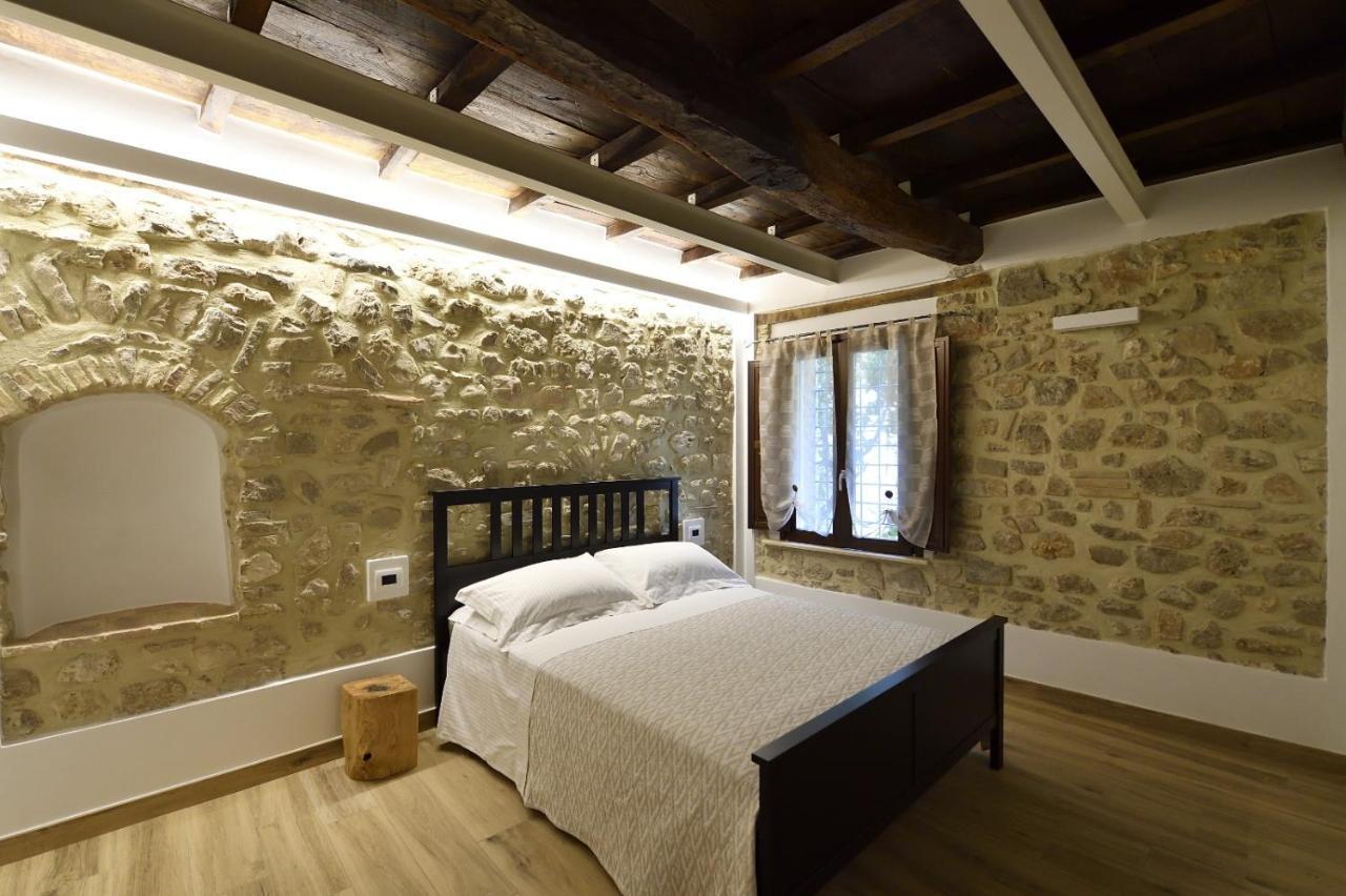 Le Benedettine Affittacamere Relais Fondi Exterior photo