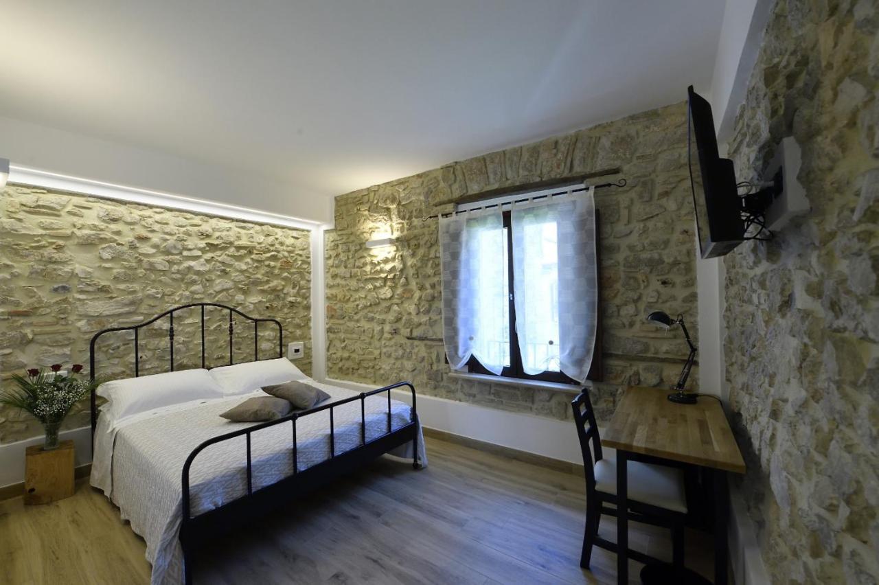 Le Benedettine Affittacamere Relais Fondi Exterior photo