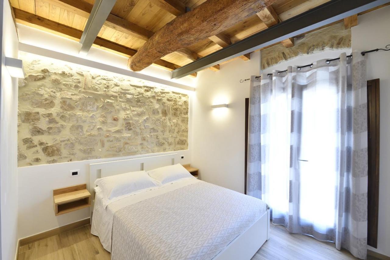 Le Benedettine Affittacamere Relais Fondi Exterior photo