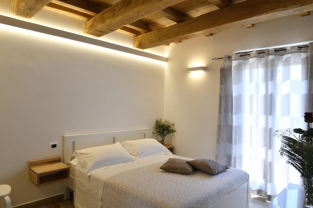 Le Benedettine Affittacamere Relais Fondi Exterior photo